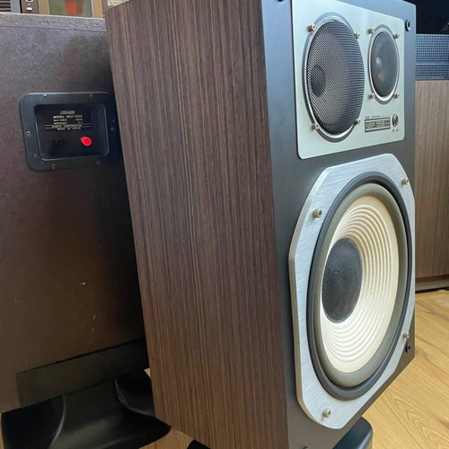 Namco NSP-558 retro speakers, closed cabinet