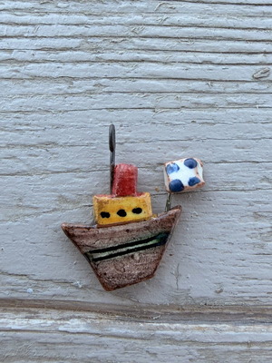 Handmade ceramic pendant, like new, multicolor
