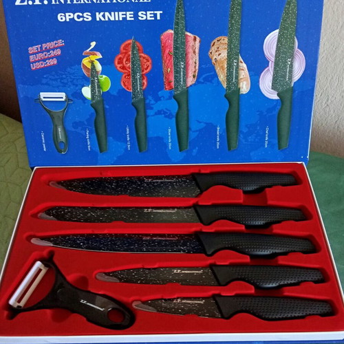 Kitchen knife set and peeler new, Swiss brand, 6 pieces