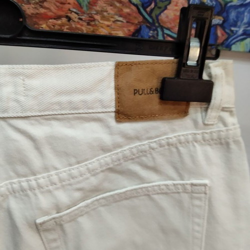 Pull&Bear Mom Fit Jeans ecru size EUR 42 like new