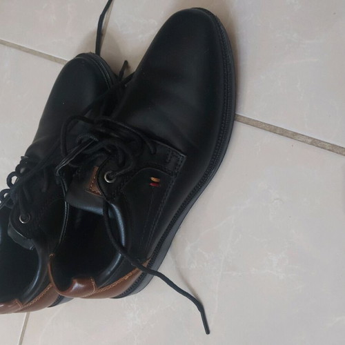 Boys' black scarponi shoes like new, size 37