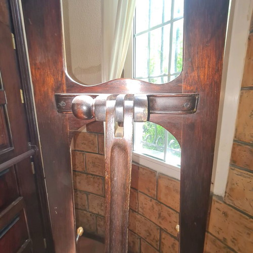Painting easel used with 2m height and 60cm base length