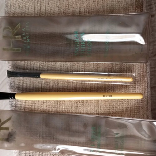 Helena Rubinstein makeup brushes in excellent condition
