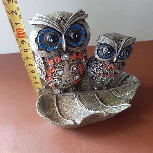 Vintage ashtray with owl decorations like new