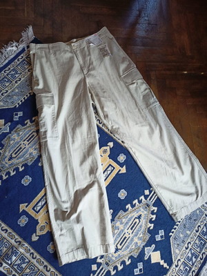 UNIQLO панталон нов, 100% памук, размер XL, бял и бежов