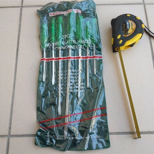 Screwdriver set 7pcs and one 5-meter new with magnetized tips