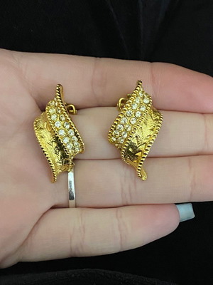 Gold-plated earrings used, British origin with clip