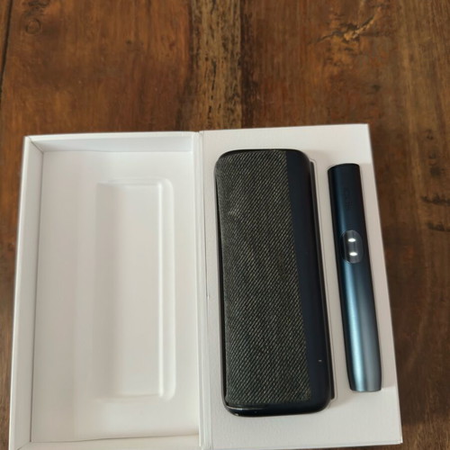 IQOS ILUMA i PRIME used, Midnight Black -  40,00 - Vendora.cy