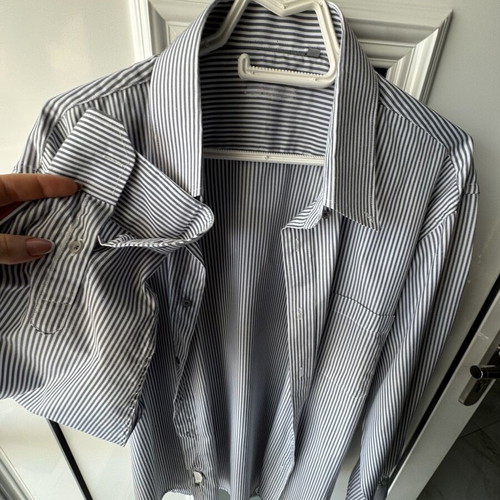 Men's striped shirt size 43 like new, white and blue