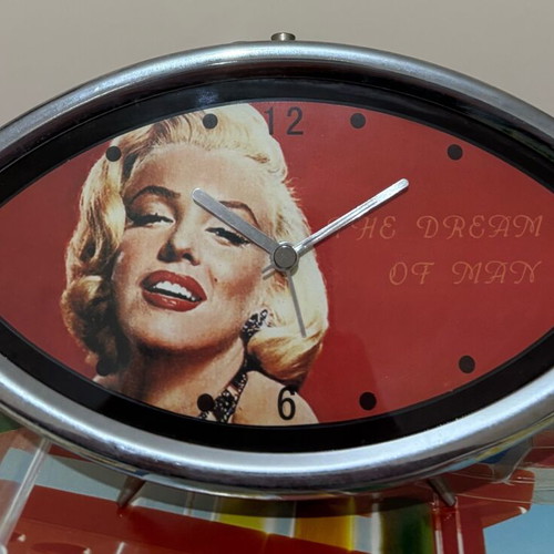 Marilyn Monroe clock new for table or wall placement