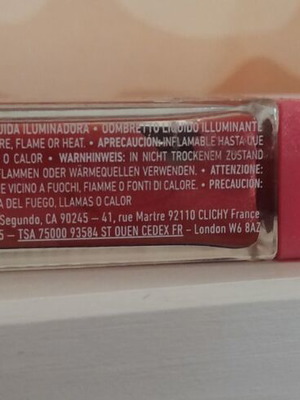 NYX liquid eyeshadow used, raspberry color
