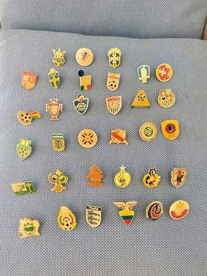32 Team Collection Football Stickers