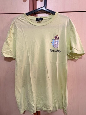 Bershka Rick and Morty T-shirt green, size L, like new