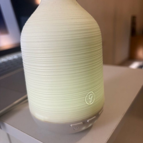 Aromatic diffuser 3 colors like new
