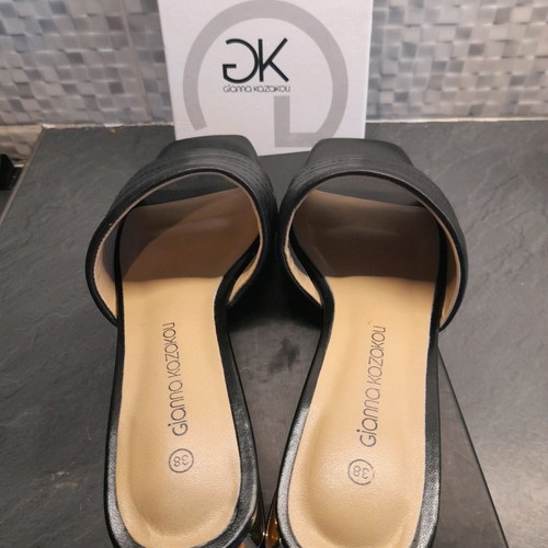 Gianna Kazakou shoes used, size 38, black leather
