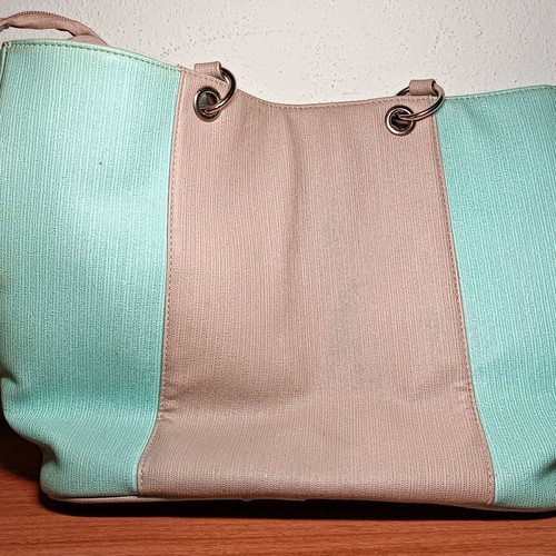 Women's shoulder bag with wear, size 30x42