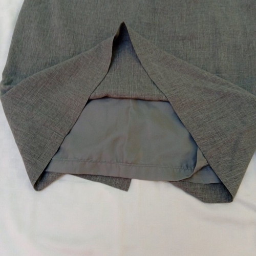 Women's skirt gray like new, size 50