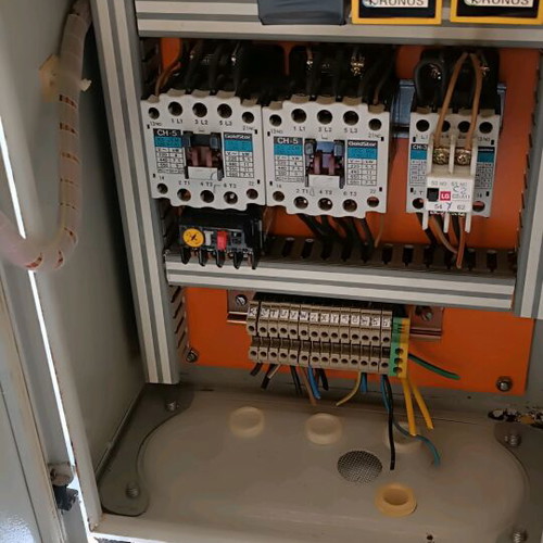 Water pump panel used for three-phase pump with protections