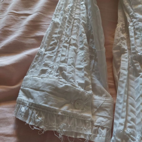 White long-sleeve Selecto shirt like new, size L
