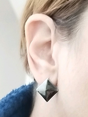 Metal earrings new