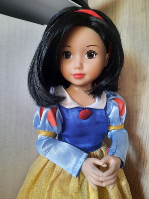 Jolina Ballerina Snow White doll by Zapf Creation, like new