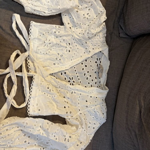 Zini wrap top with puff sleeves, like new, white, size M