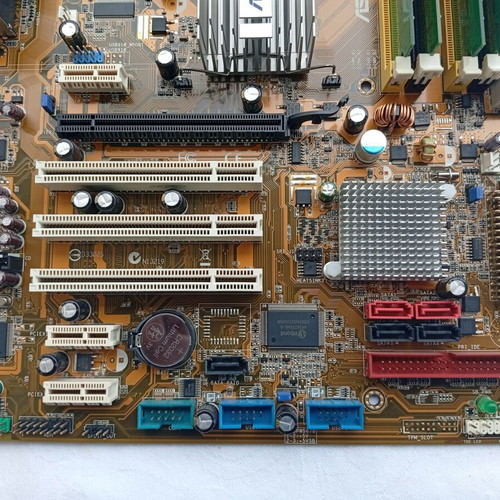 Asus P5B motherboard CPU combo used, Intel Core 2 Duo E6400, 2GB RAM