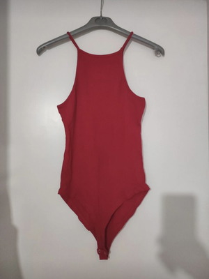 Κορμάκι κόκκινο Pull & Bear σαν καινούργιο, μέγεθος L