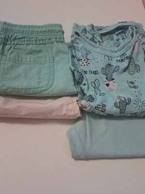 Girls' clothing set like new, 2 shorts, 1 leggings, 1 blouse, ages 3-4