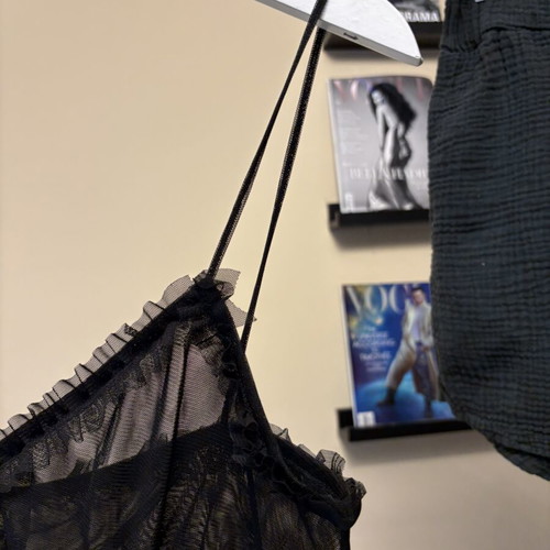 Transparent top black like new, size M