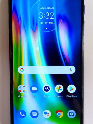 Motorola Moto G9 Play 64GB used, sapphire blue, cracked screen