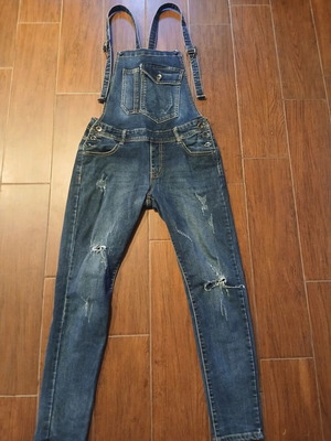 Women's denim jumpsuit like new, size medium 38, slim straight fit