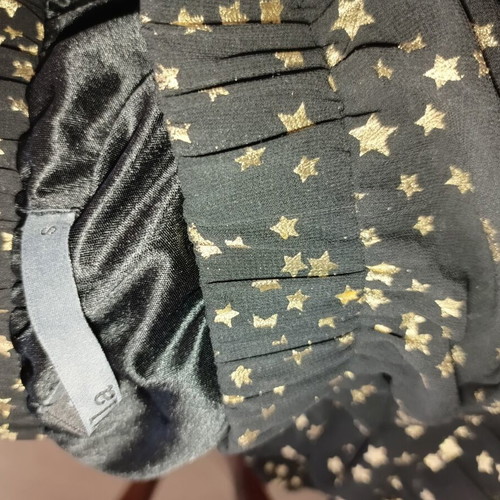 Girls Black And Gold Metallic Star Ruffle Skirt Like New