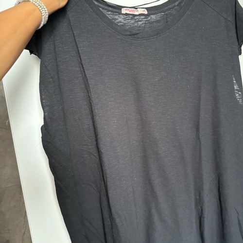 T-shirt black Pink Woman size M comfortable fit like new