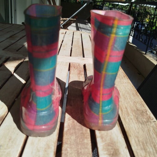 G & G Girls' Rain Boots size 26 like new, colorful