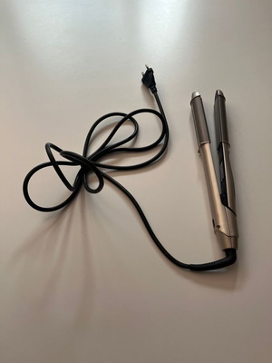 Izzy L-112 3D Professional Hair Straightener and Curler 2 in 1 used