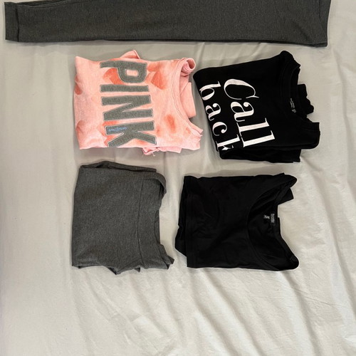 Sportswear set used, leggings small, tops medium, 5 pieces