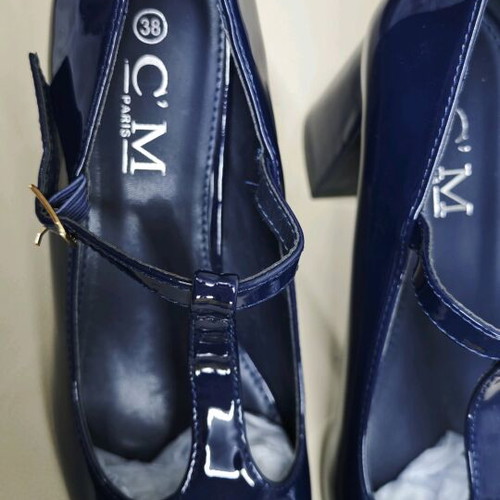 Mary Jane patent leather shoes new, low heel, size 38, dark blue