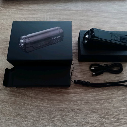 Imalent BL50 CREE XHP50.3 HI LED and 365nm UV LED flashlight new with USB-C charging