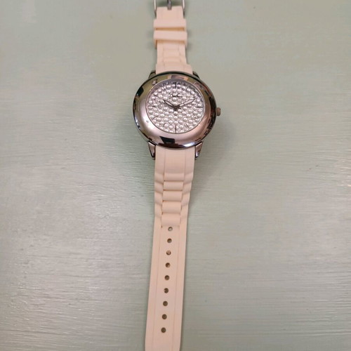 Celsior women's watch used with rhinestones and silicone strap