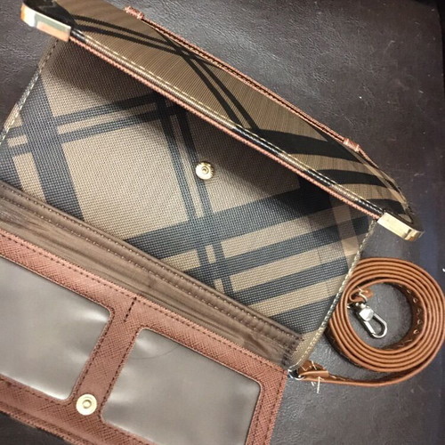 Women’s checked handbag like new, brown faux leather