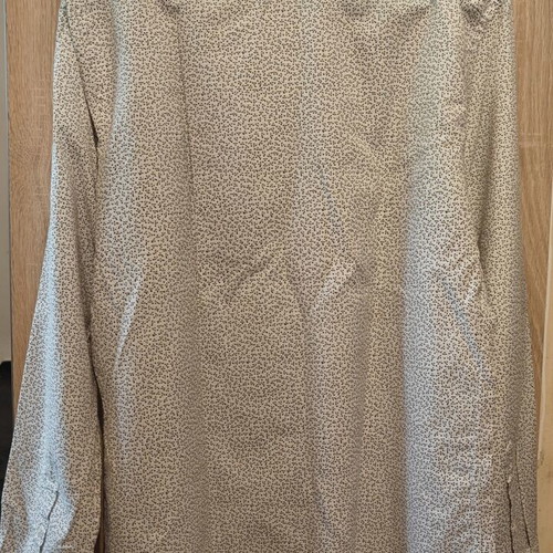 Zara men's floral slim fit shirt used, white, size L