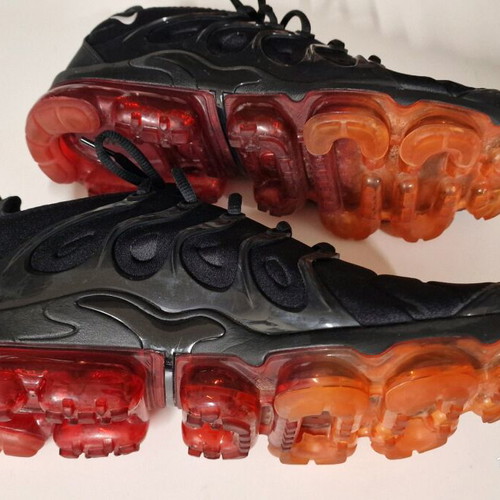 Nike Vapormax Plus athletic shoes like new, size 45.5, black