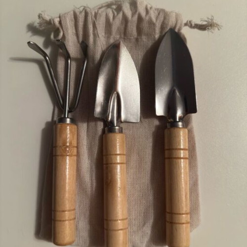 Gardening digging set with useful gift, brand new