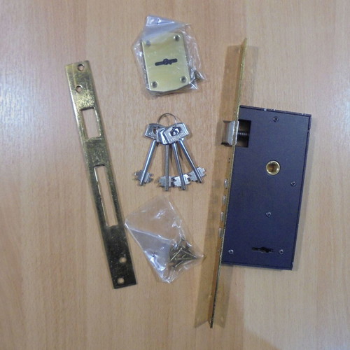 Securemme 2022 Italian mortise security lock 4 pins, 2 turns with 4 keys like new