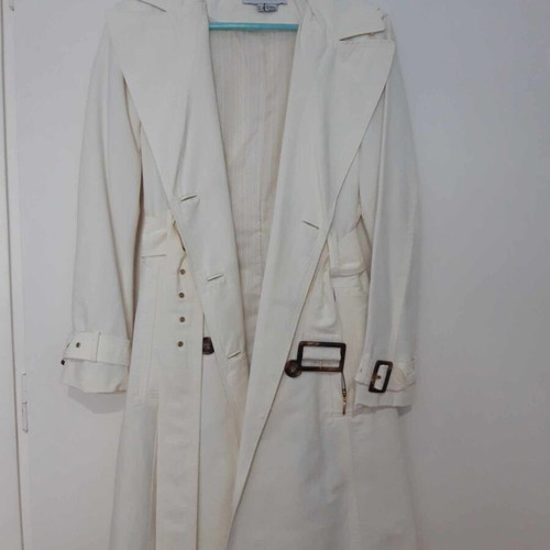 Zara trench coat like new, white, size Medium