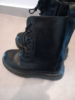 Arvilaki boots black double sole like new, size 37
