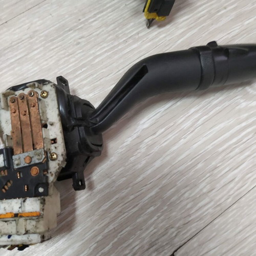 Light and indicator stalk for Toyota RAV 4 1997-2000 used, 17A089