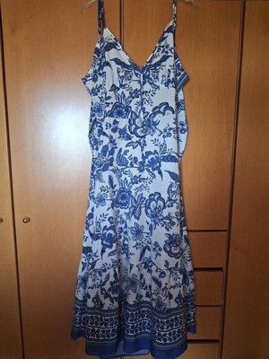 Maxi summer dress new, white with blue floral pattern