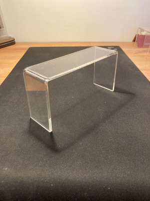 Plexiglass bases like new, set of 23 pieces